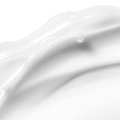 Насыщенное очищающее молочко для лица 200 мл