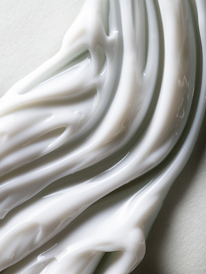 MILA MOURSI Антивозрастной укрепляющий лосьон для тела с экстрактом плюща и стволовыми клетками(150ml)